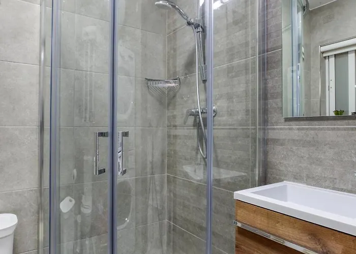 Lovely 3br With Private Balcony & Views In By 360 Estates Daire *